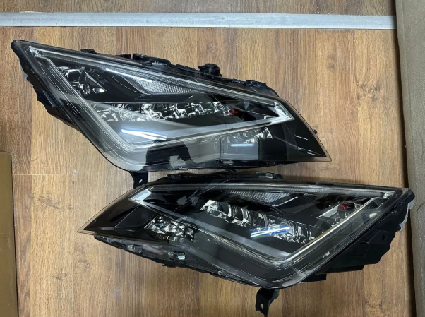 Seat LEON Ledli Beyinli Sağ Sol Far Lambası 2013-2016 5F1941007A