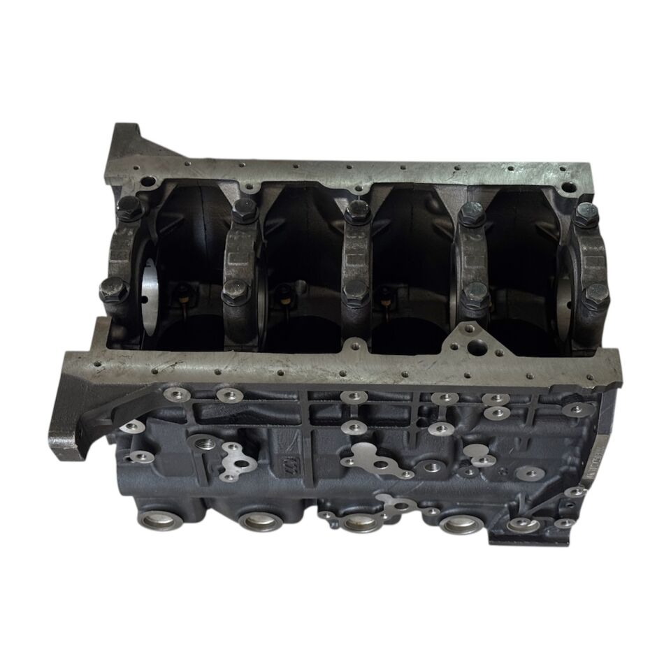 Nissan Motor Blok D21 2,7 Dizel 90-96/D22 2.7 Dizel 97-01(Td27)
