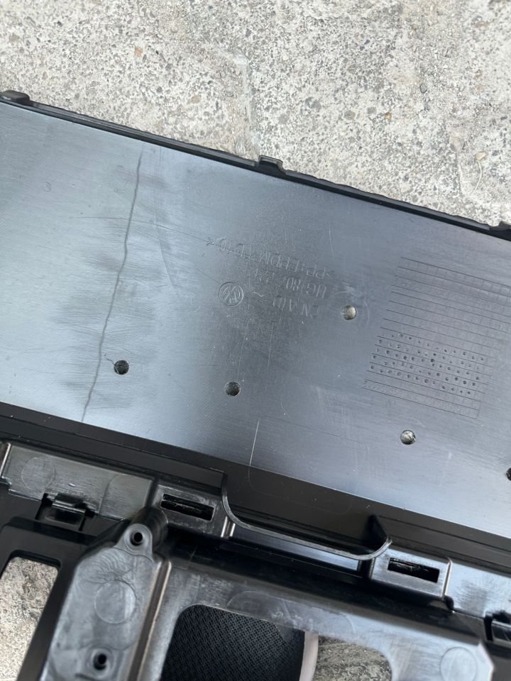VW ID4 Ön Tampon Orjınal 11G807217