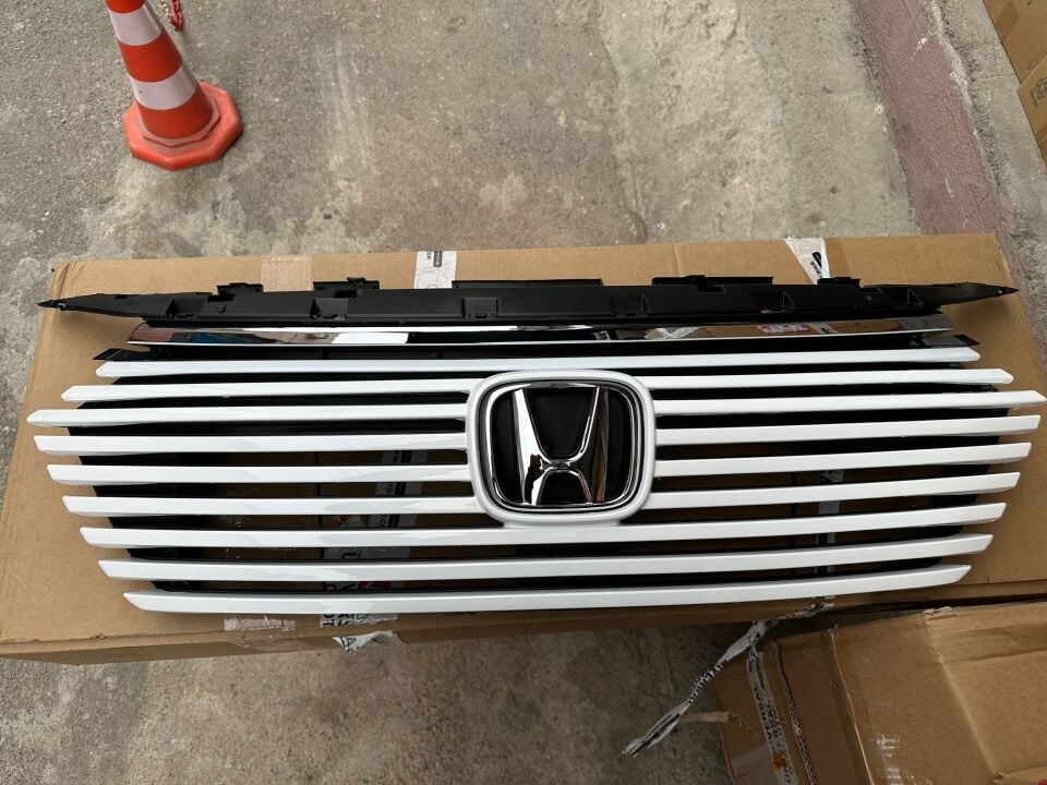 Honda HRV Panjur Ön Beyaz 2021-2023 71200-31R-H01