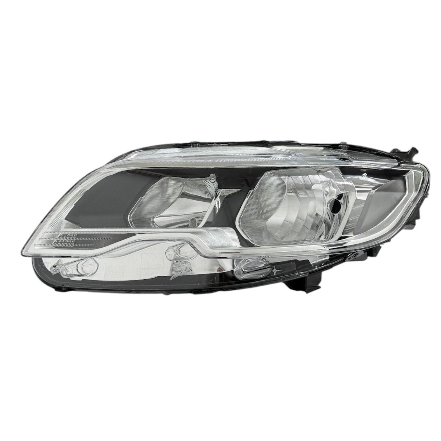 Peugeot Far 301 17-19 Sol (Motorlu)