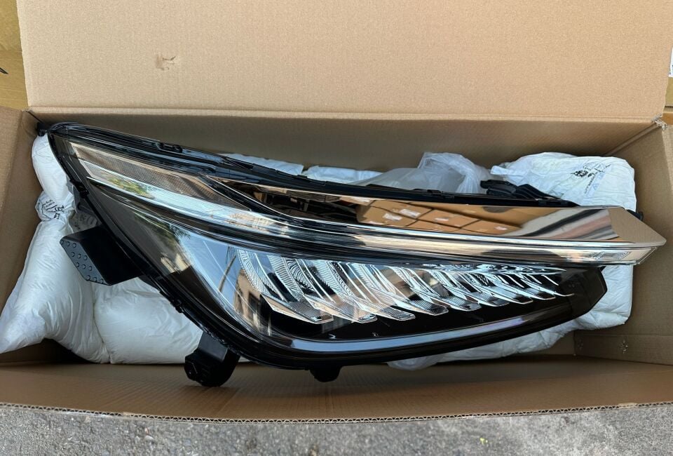 Honda City Sağ Far Lambası 2021-2026 33100-T00-Y32