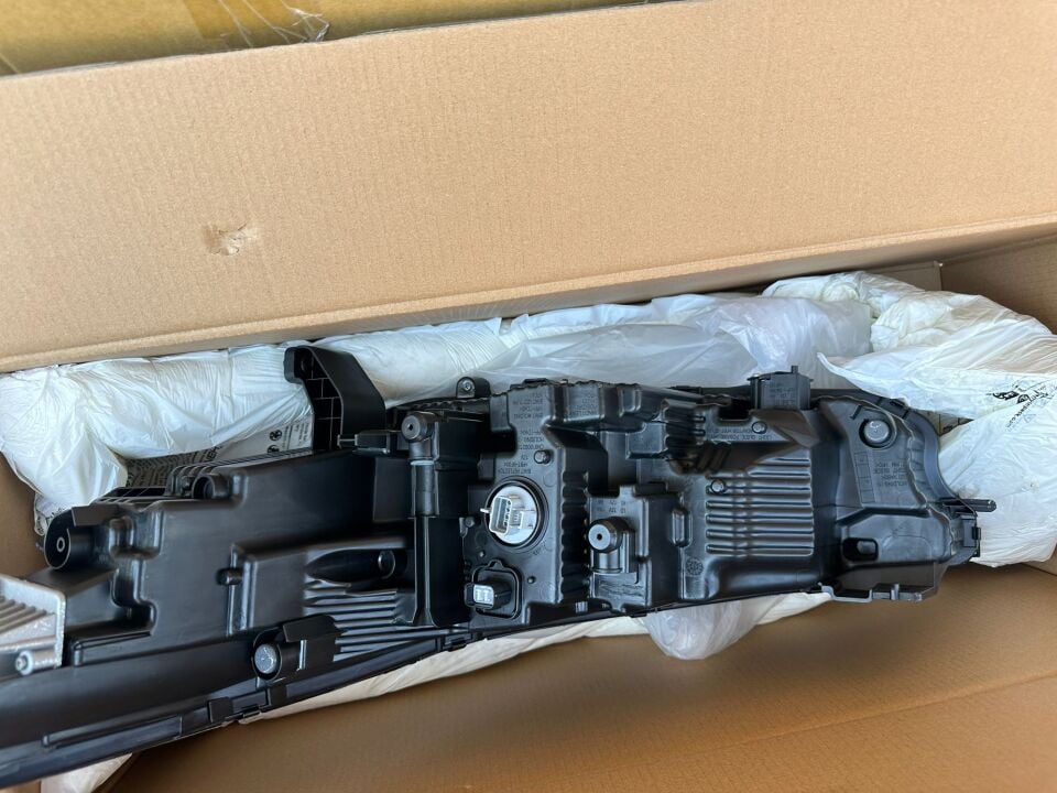 Honda City Sağ Far Lambası 2021-2026 33100-T00-Y32