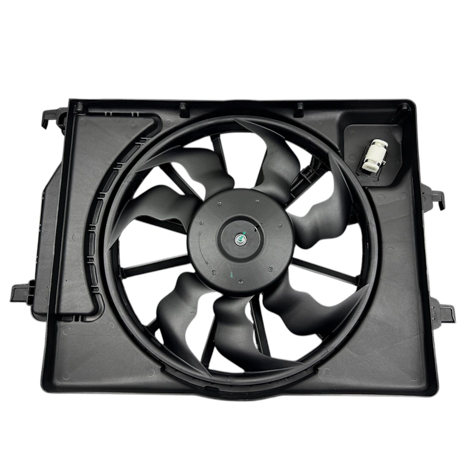 Hyundaı Fan Su İ20 1,4 Benzli 20-25/Bayon 1,4 Benzli 20-25(Komple)