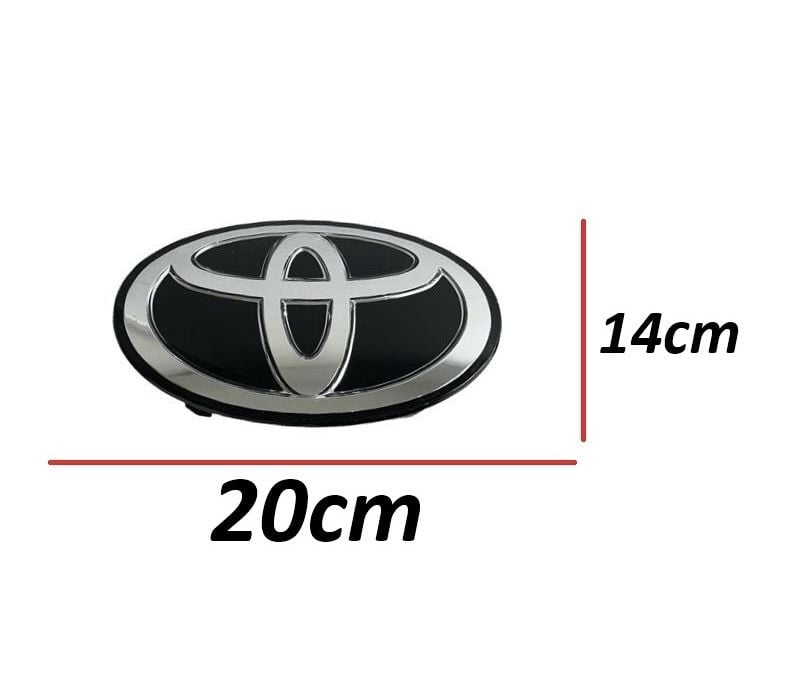 Toyota Arma Hılux Revo 21-23/Rocco 21-23 Ön (Camlı)