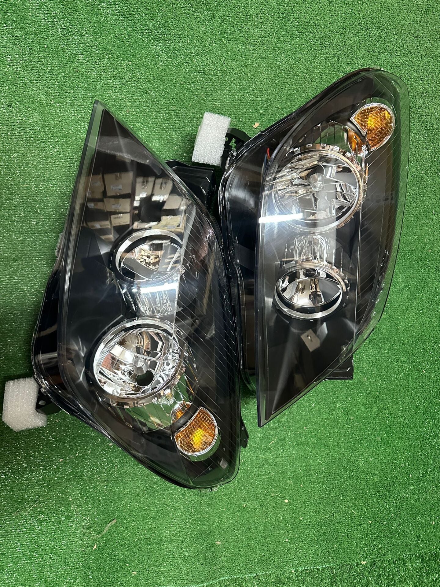 Opel Astra H Sağ Sol Füme Siyah Zemin Far 2004-2014 DEPO