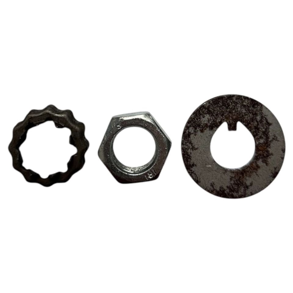 Nissan Somun Pul Teker D22 98-01 Ön (Takım)