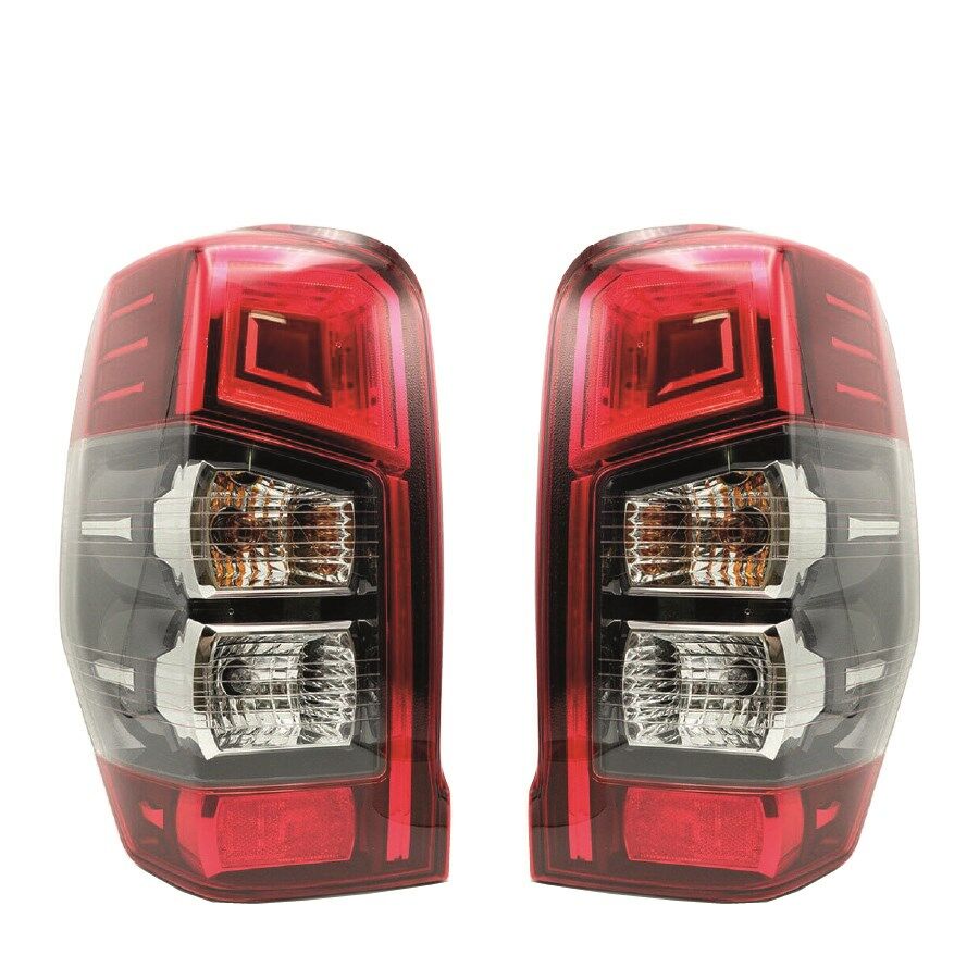 Mitsubishi L200 Stop Lambası Sağ-Sol Takım Ledsiz Duylu 2019-2021
