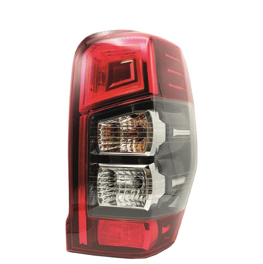 Mitsubishi L200 Stop Lambası Sağ Ledsiz Duylu 2019-2021