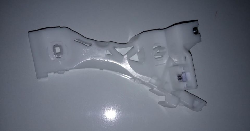 Mazda Braket Tampon Mazda 3 04-08 Ön Sağ (Küçük)