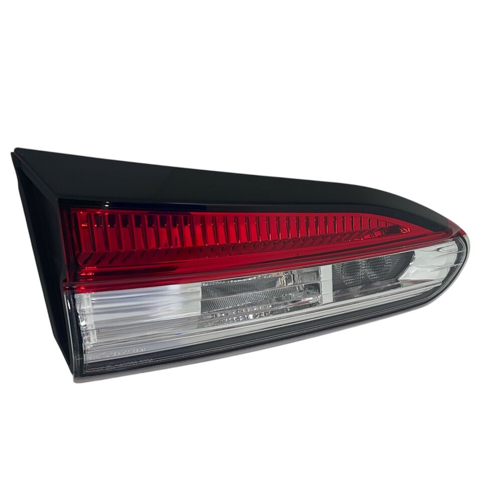 Toyota Stop Corolla Cross 22-24 İç Sol (Ledsiz)